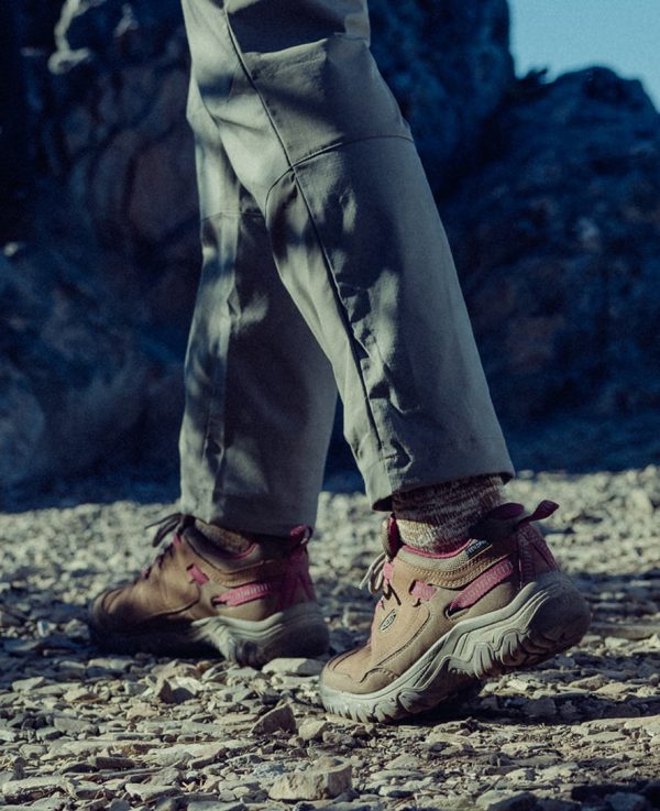 Women's Targhee IV Waterproof Hiking Shoe  |  Canteen/Huckleberry