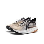 Women's Seek Trail Running Shoe | Safari/Black