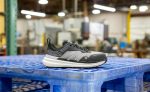 Women's Speedworks Work Sneaker (Carbon Toe)  |  Thistle/Black