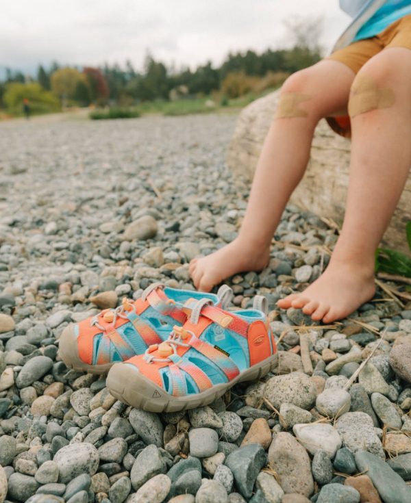 Big Kids' Seacamp II CNX | Very Berry/Dawn Pink