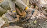 Men's Targhee II Mid Waterproof Hiking Boots  |  Black Olive/Chipmunk