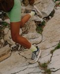 Women's Seek Trail Running Shoe | Abbey Stone/Gold